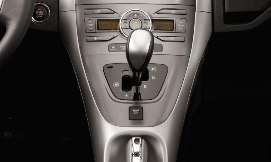 Toyota Auris 2007 года  (фото 13 из 92)